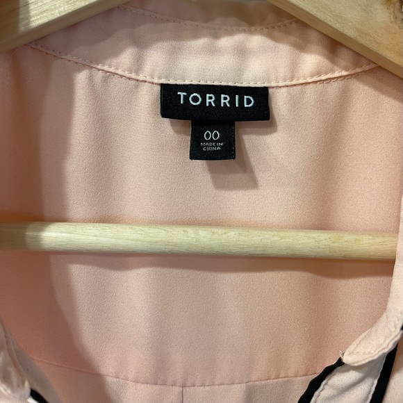 Torrid • Semi-sheer Tank • Like New, EUC - Picture 3 of 5